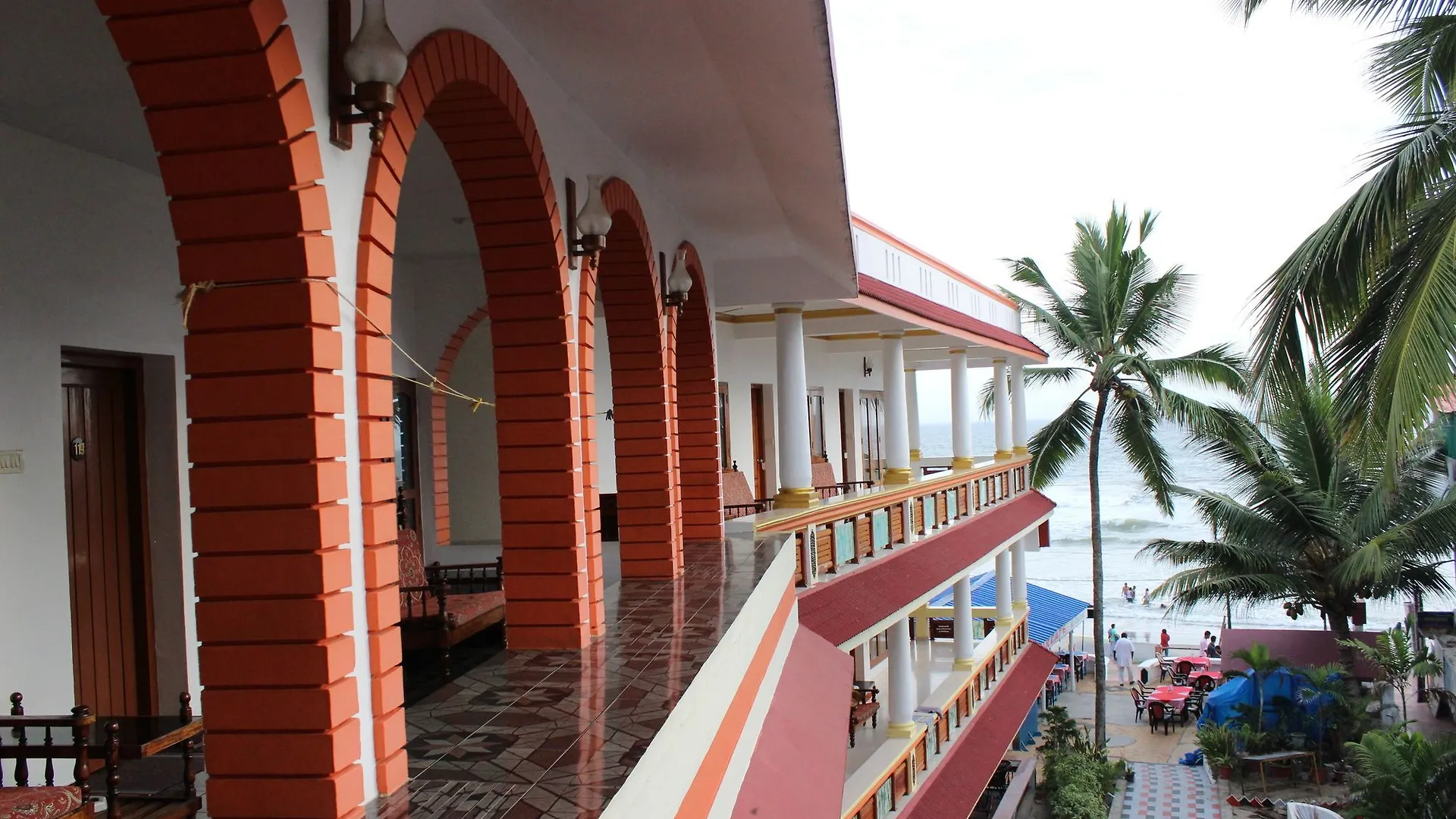 Hotel Sea View Palace - The Beach Hotel, Kovalam