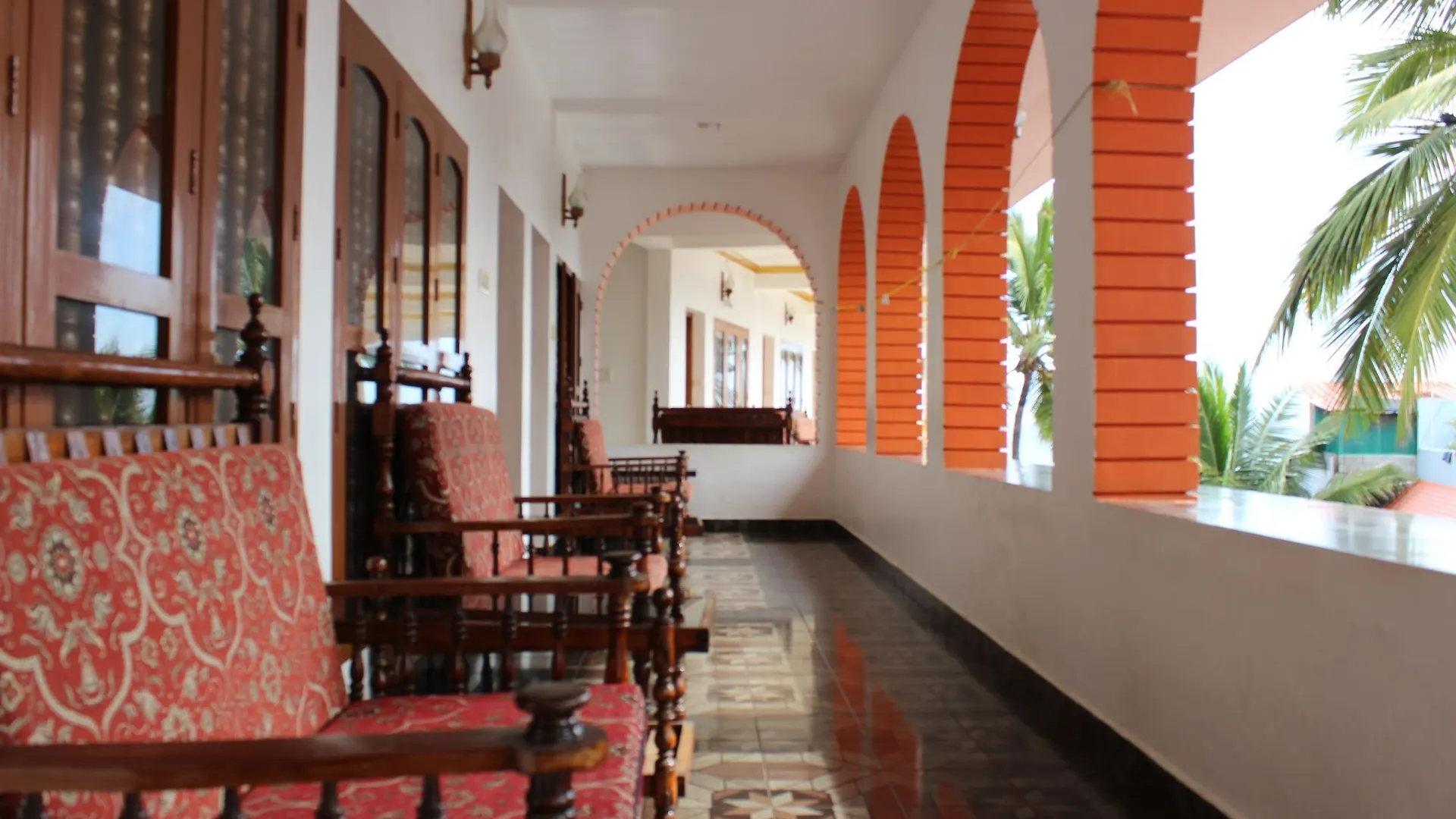 Hotel Sea View Palace - The Beach Hotel, Kovalam